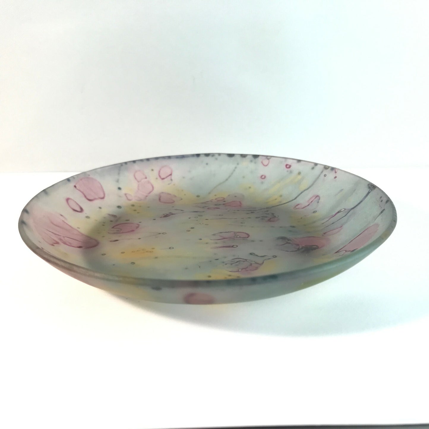 SCHINDLER Israel Studioglas Unikat Teller D 14,7 cm bunt rosa grau