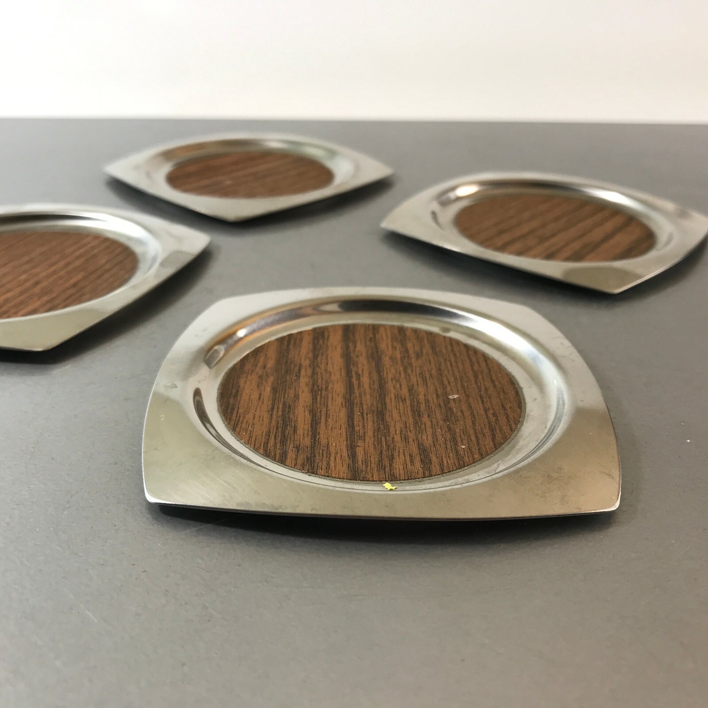 Edelstahl Untersetzer D 10,5 cm Glasuntersetzer Teller 4 er SET Holz Teak