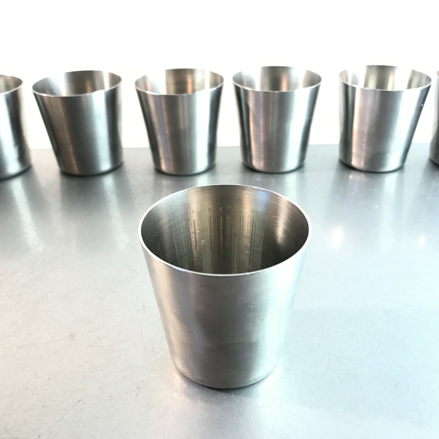 Edelstahl Becher 5,5 cm Trinkbecher 7er Set Schnapsgläser Schnapsbecher