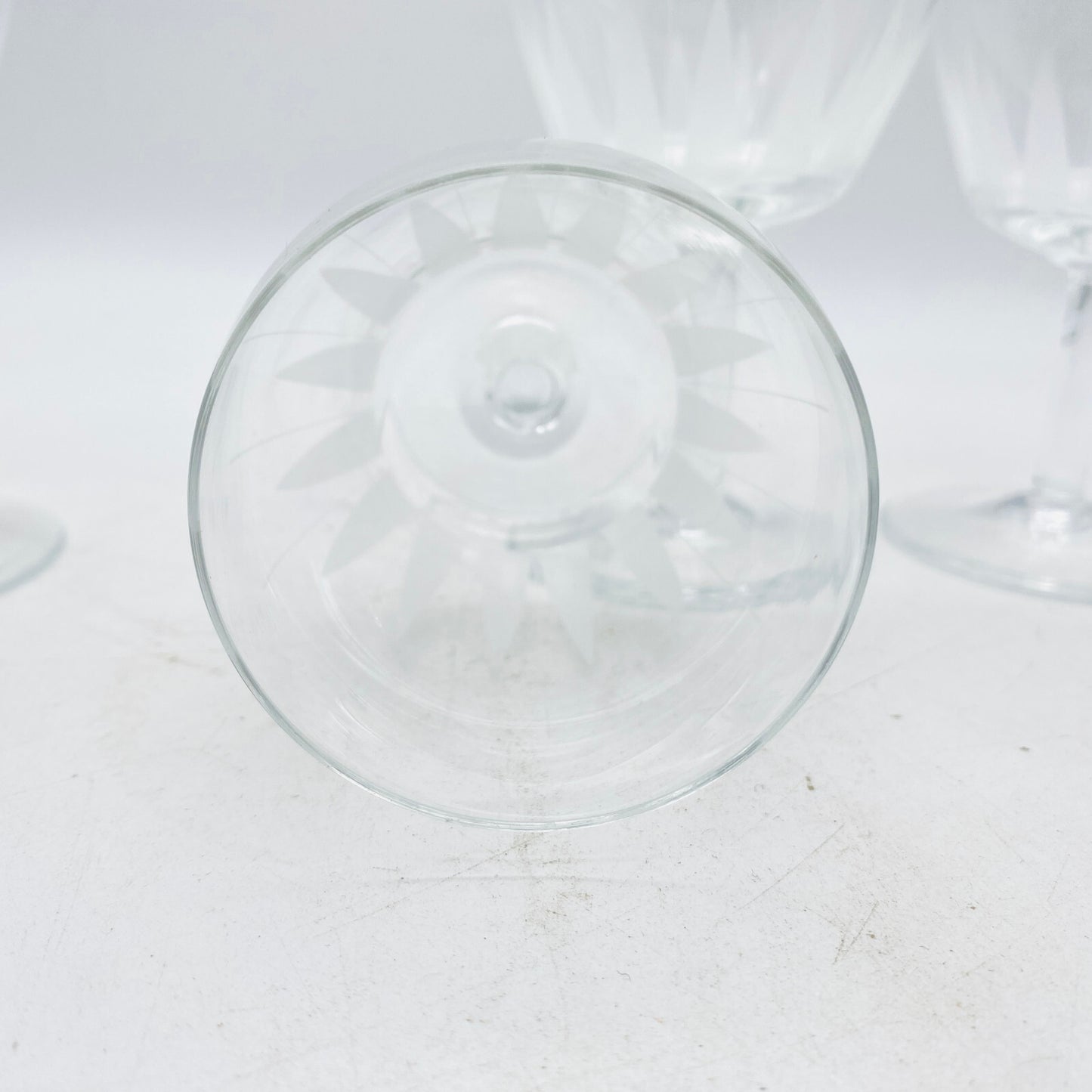 Weingläser H 12 cm Dekoratio satiniert beschliffen 60er 70er Vintage Gläser Glas