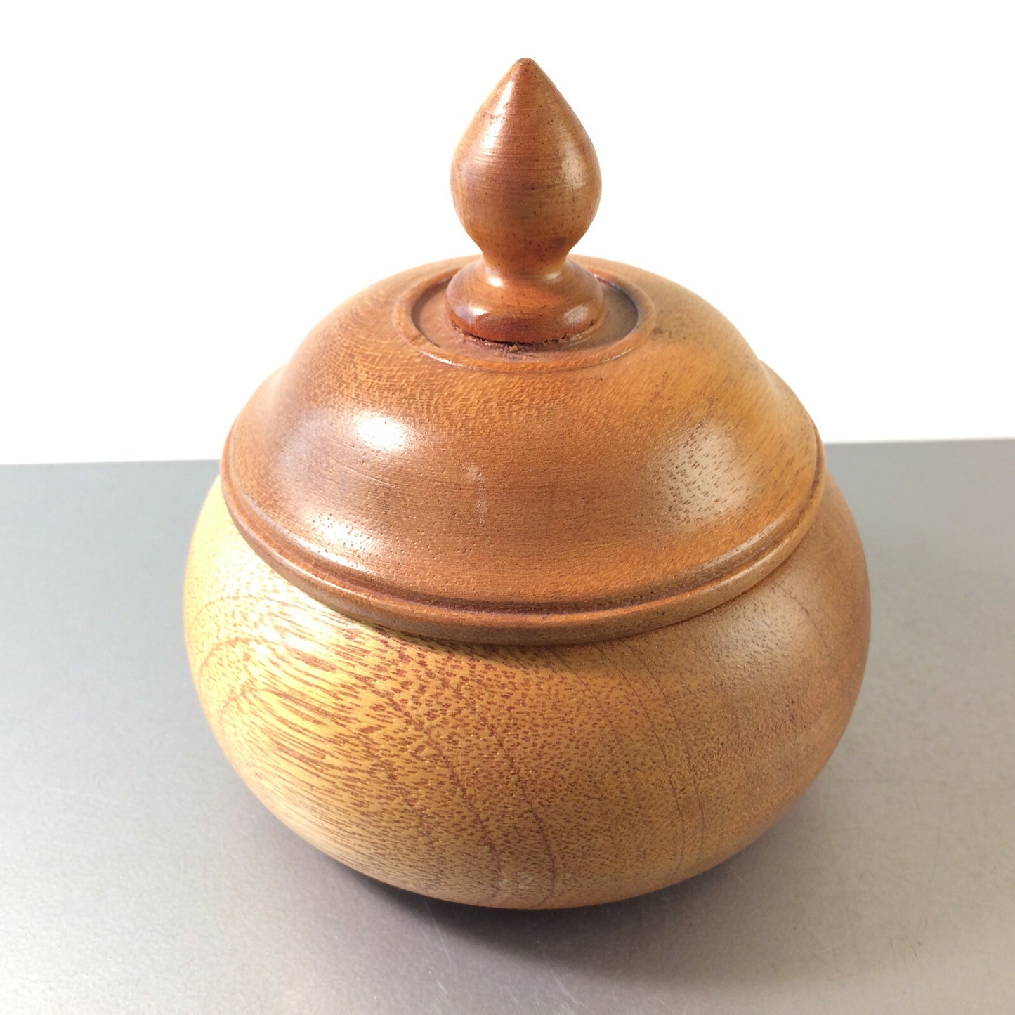 Vintage 60er 50er Deckeldose Dose Holz H 11 cm MID CENTURY gedreht