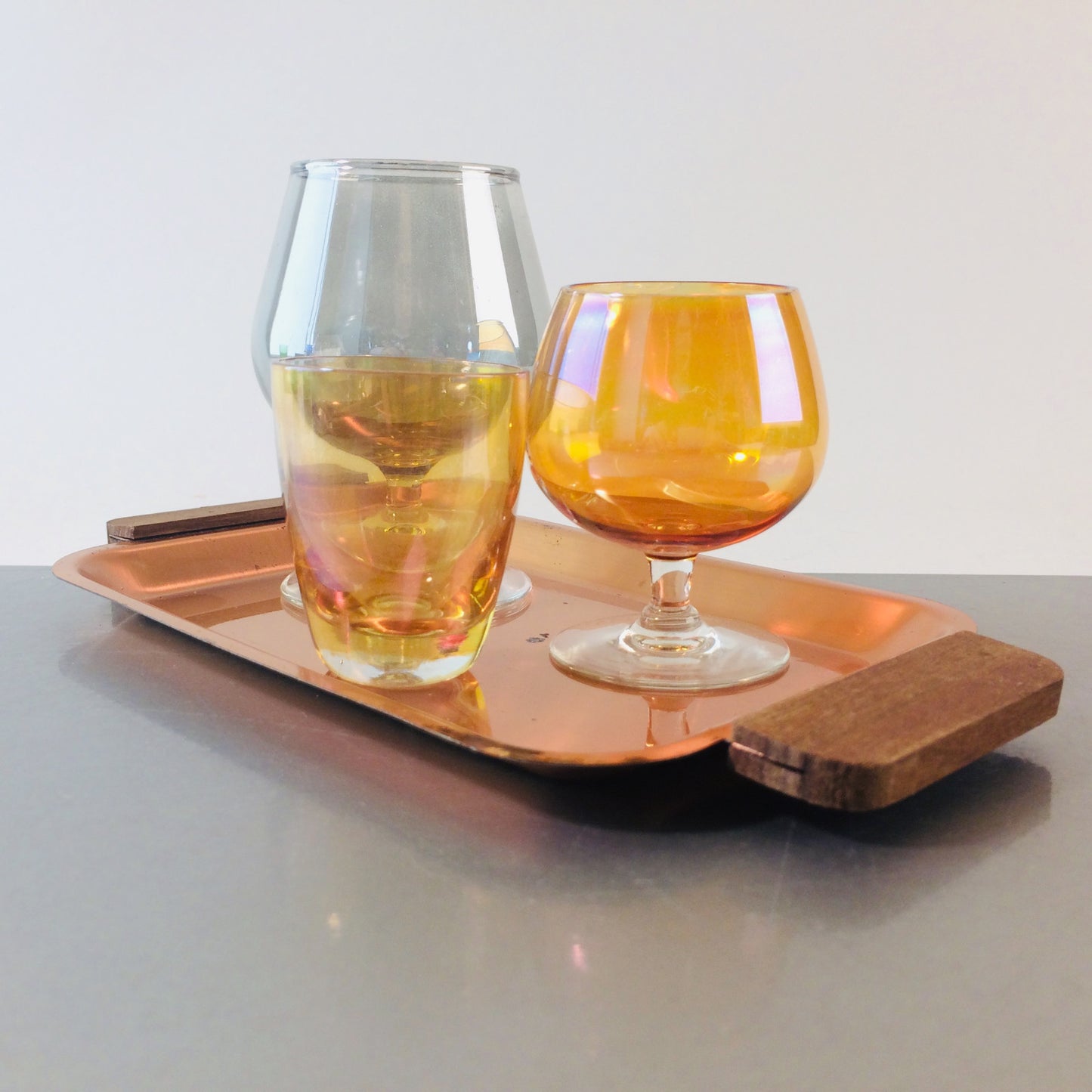 Cognacgläser 50er 60er Gläser Glas mit Tablett Kupfer Teak Schnapsglas