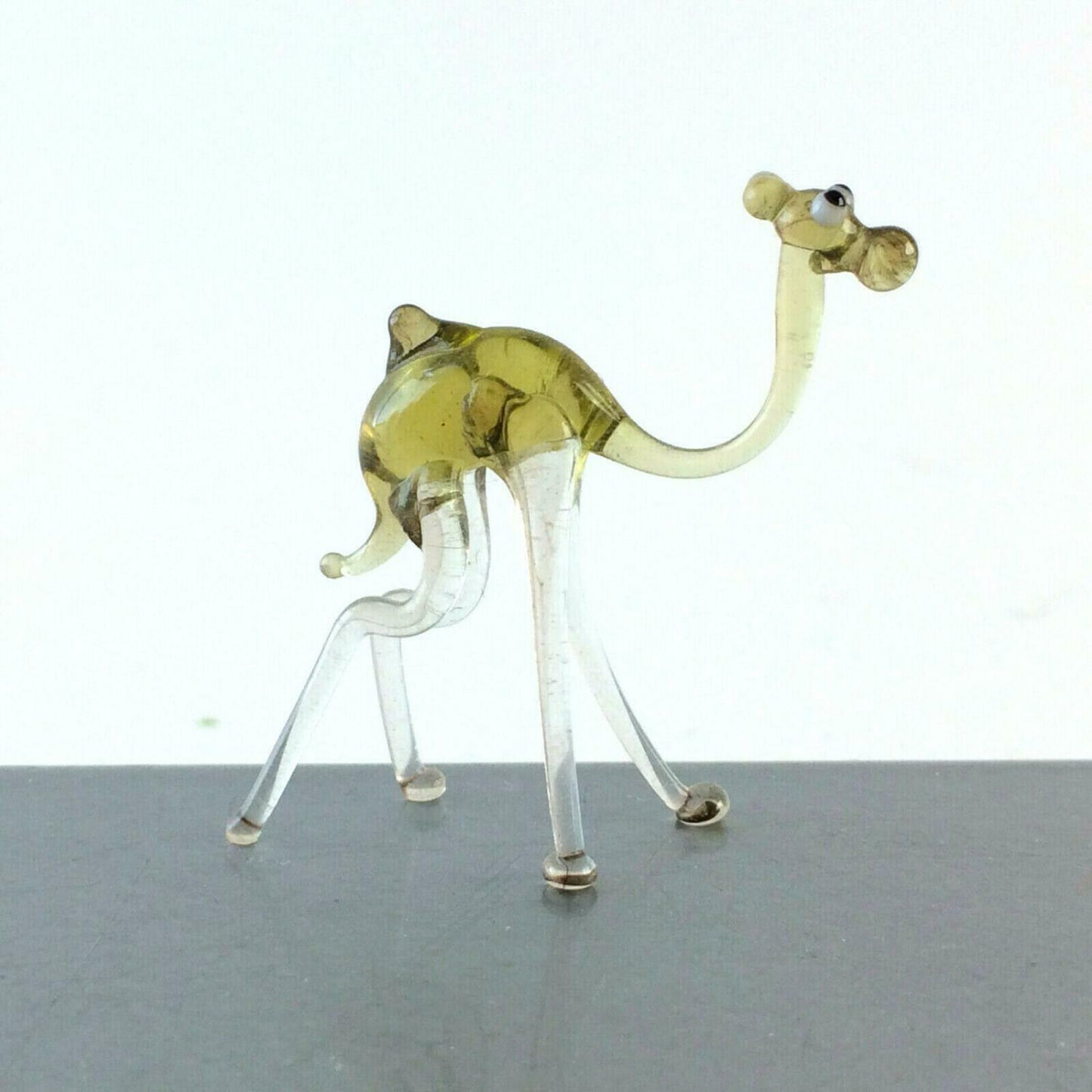 Dromedar Camel gelb H 3,5 cm Glas 50er 60er Lauscher Vintage MID CENTURY