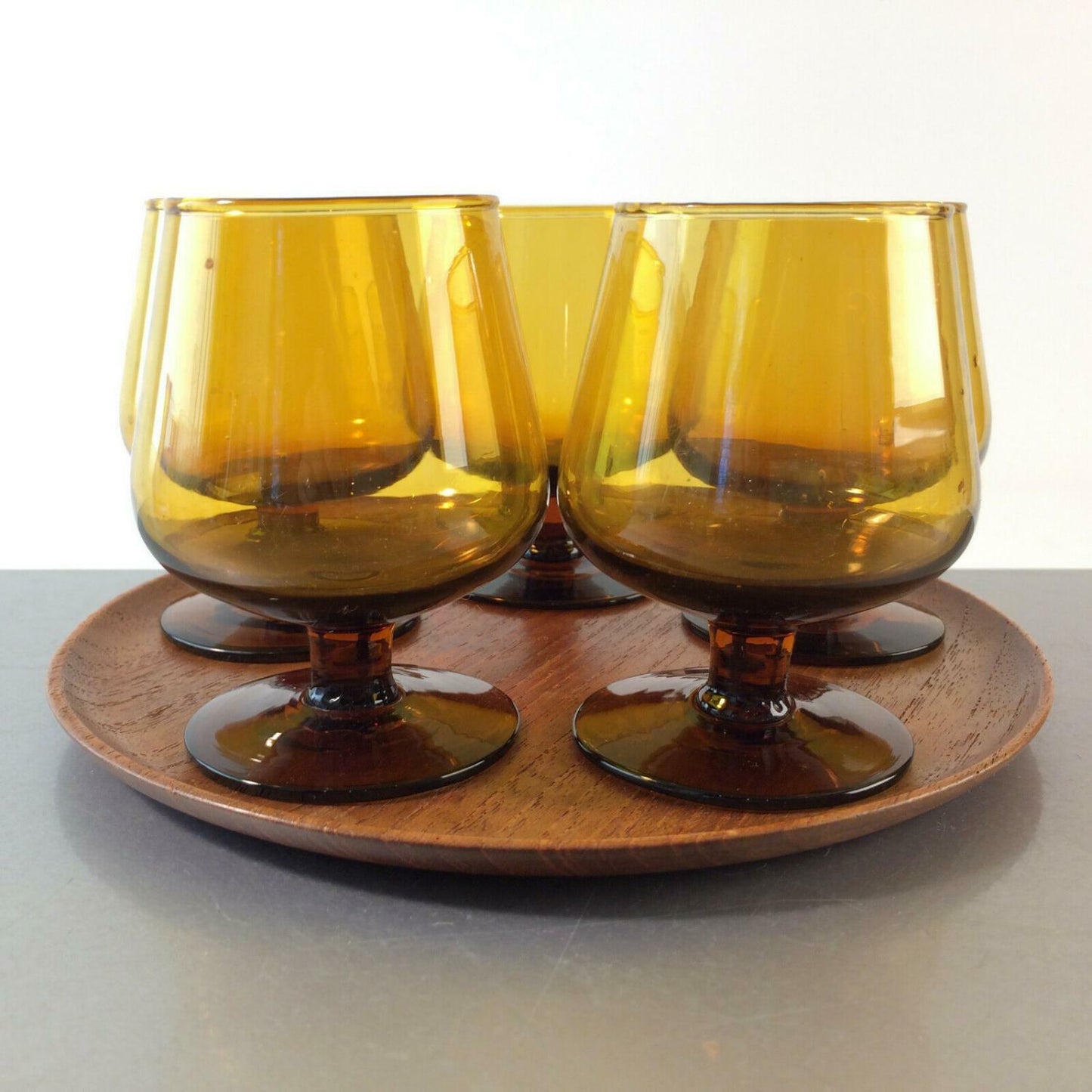 VINTAGE Cognacgläser Gläser 8 cm 5er Set 50er 60er mit Teak Tablett 18 cm
