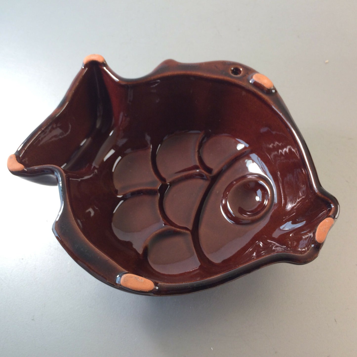 Vintage Puddingsform Keramik B 18,5 cm Fisch Backen Deko Wand