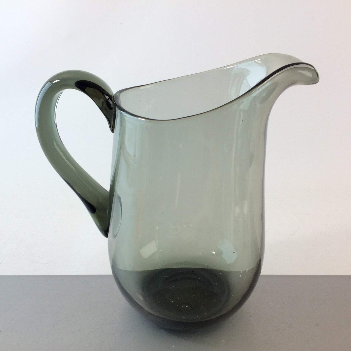 RAUCHGLAS Turmalin Glas Vase Kanne Karaffe VINTAGE 20,5 cm 60er 70er Kanne