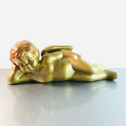 Engel Figur golden liegend Keramik nackig posierend L 32 cm Ton Weihnacht