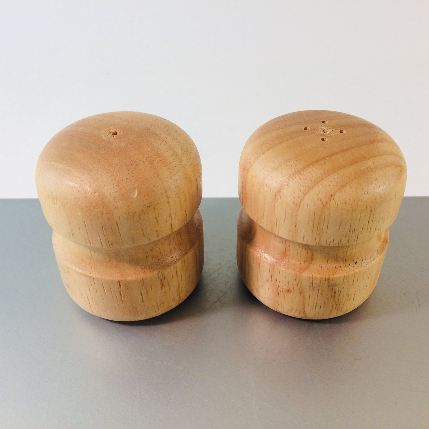 Salz- und Pfefferstreuer Holz 70er 60er MID CENTURY H 7,5 cm