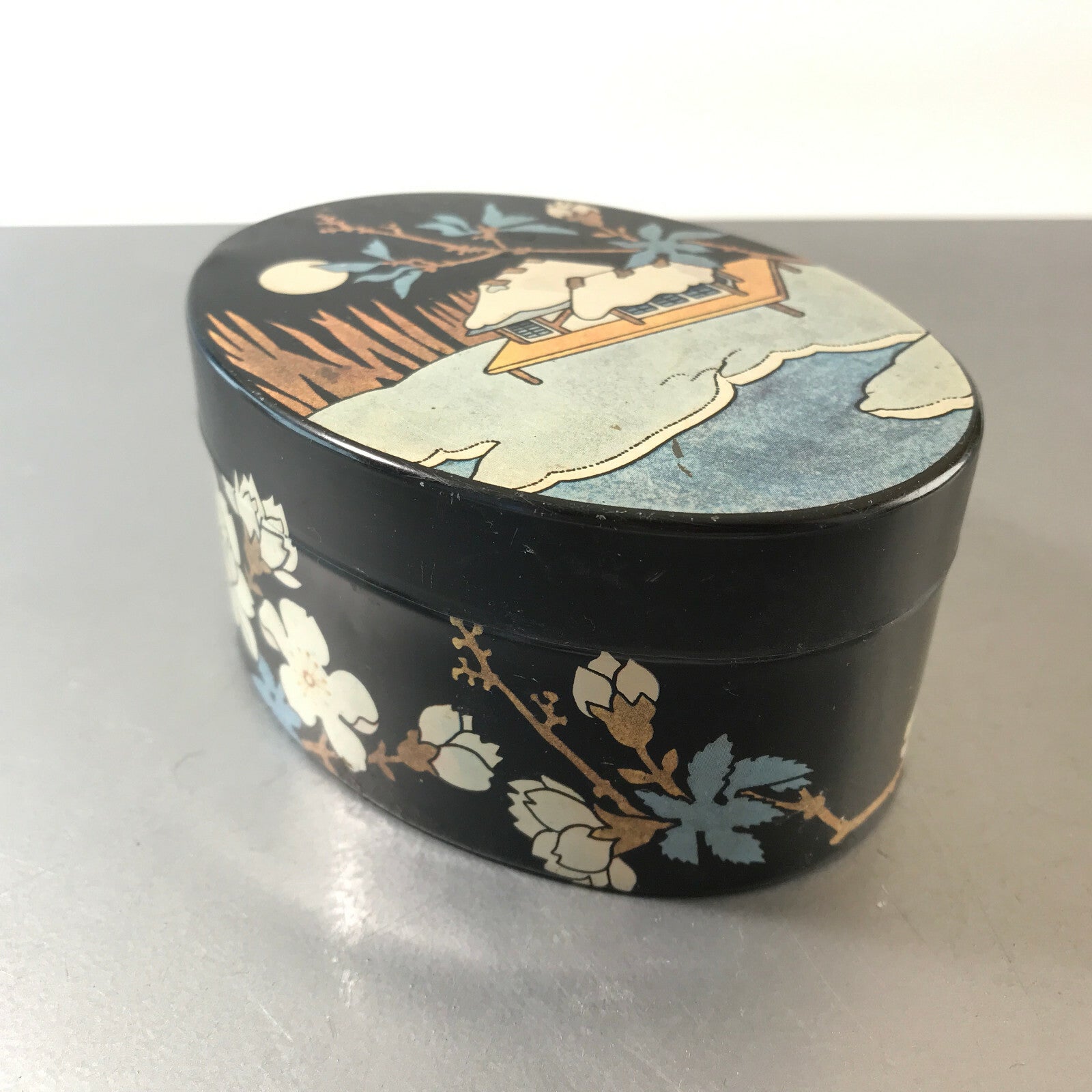 Tchibo Blechdose Dose aus Metall Blech  H 5,4 cm Japan Geisha