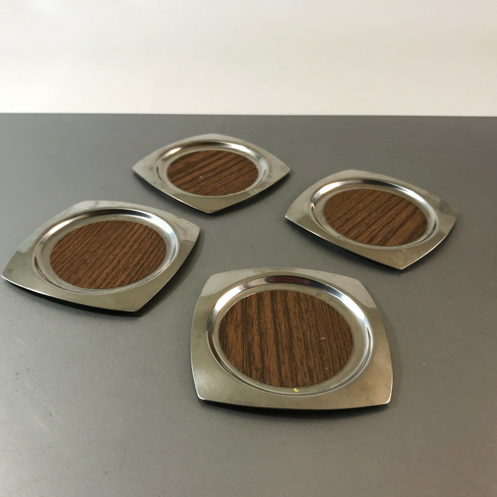 Edelstahl Untersetzer D 10,5 cm Glasuntersetzer Teller 4 er SET Holz Teak