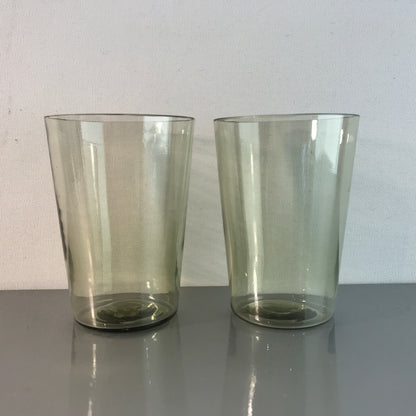 Vintage Teegläser 2 er Set Art Déco Trinkgläser leicht grünlich  9,2 cm