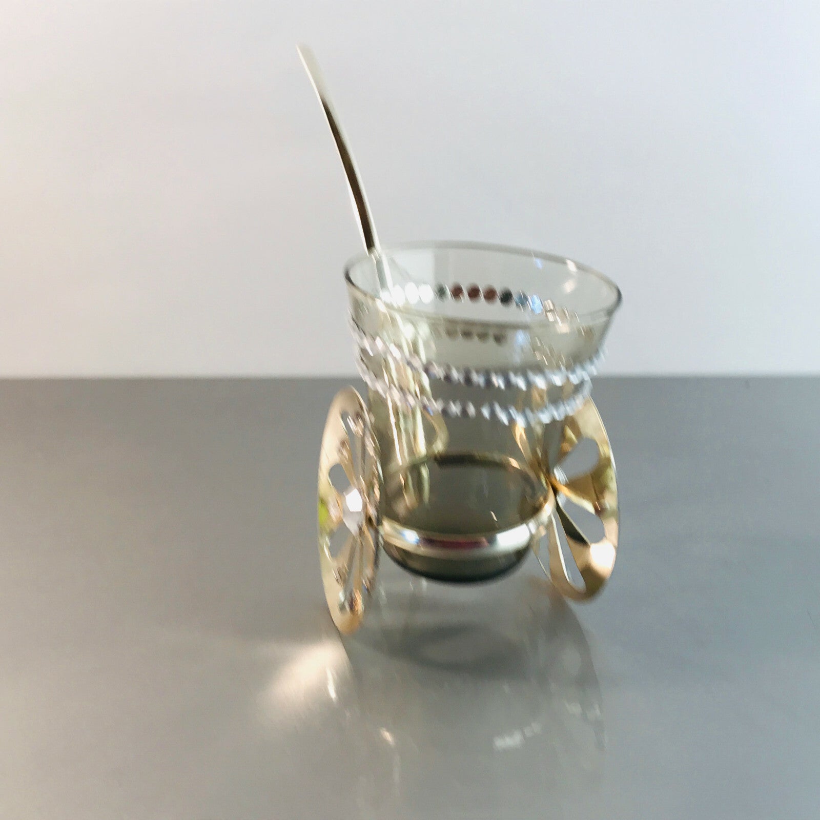 VINTAGE Glas 50er 60er Glas MID CENTURY im Halter Silbern