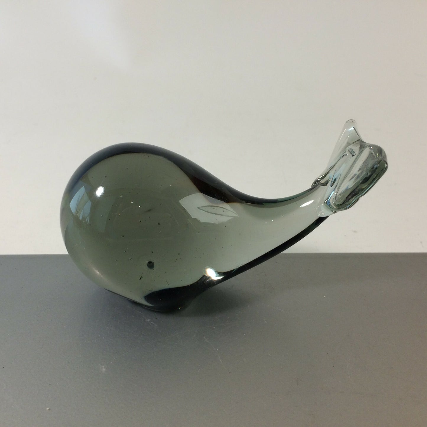 Glaswal Rauchglas L 10,5  cm Wal Fisch Glas Vintage
