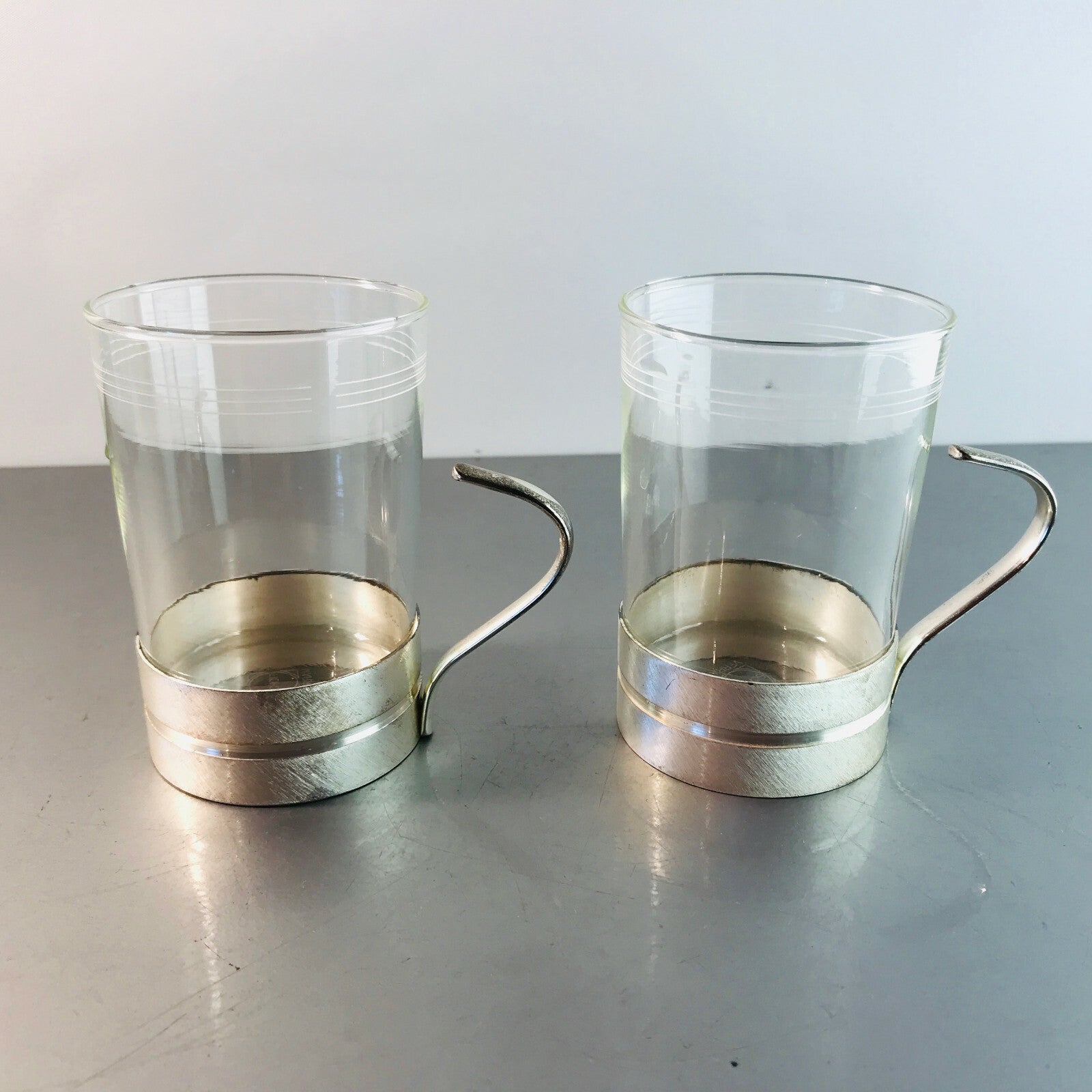 SCHOTT Teetassen Teegläser 10 cm mit Dekor im Halter 2er 50er 60er