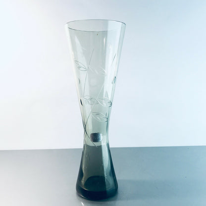 MID CENTURY Rauchglas 24 cm Bechervase Vase Blüten Blätter Schliff 60er