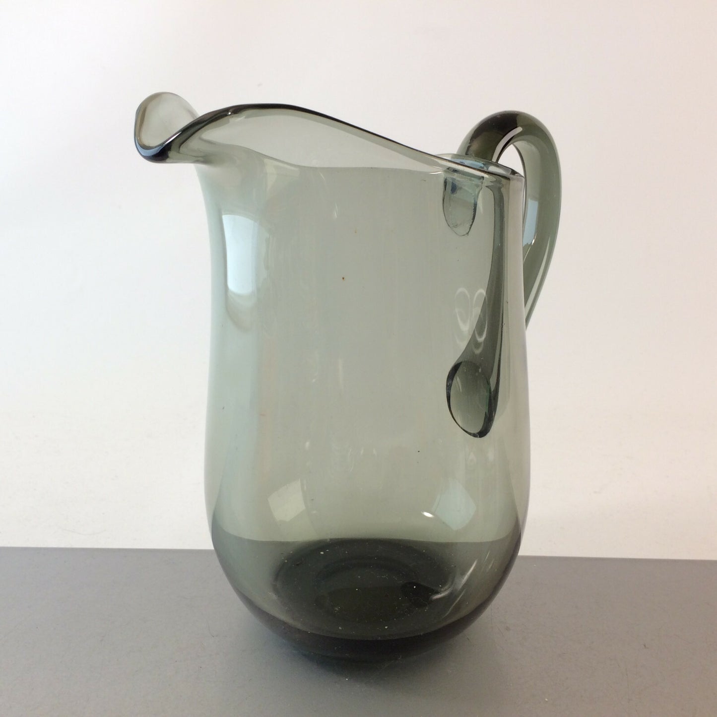 RAUCHGLAS Turmalin Glas Vase Kanne Karaffe VINTAGE 20,5 cm 60er 70er Kanne