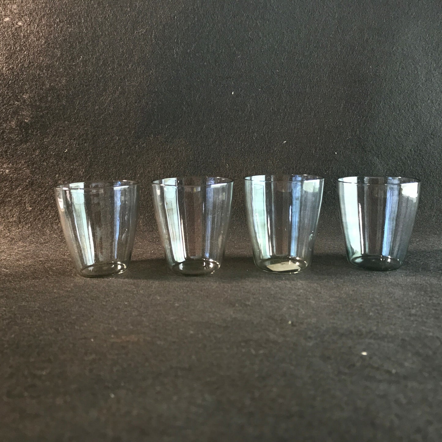 Vintage Schnapsgläser 50er 60er irisierend MID CENTURY Glas 5 cm