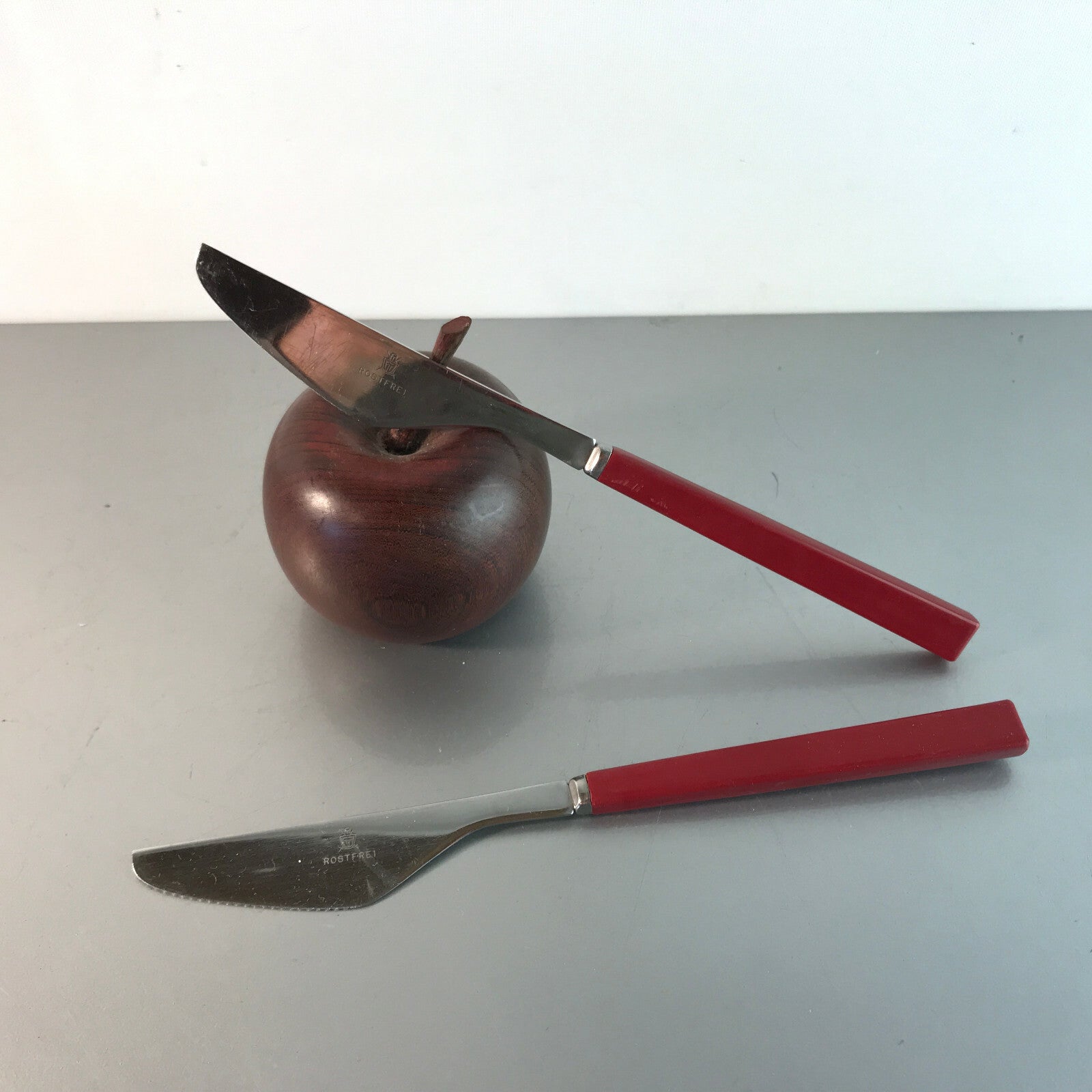 Vintage Messer rot rostfrei  50er 60er MID CENTURY 21 cm 2er Set