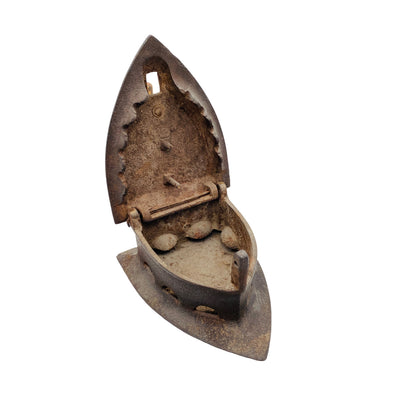Altes Bügeleisen Reisebügeleisen Eisen für Kohle H 17 cm Dekoration Vintage