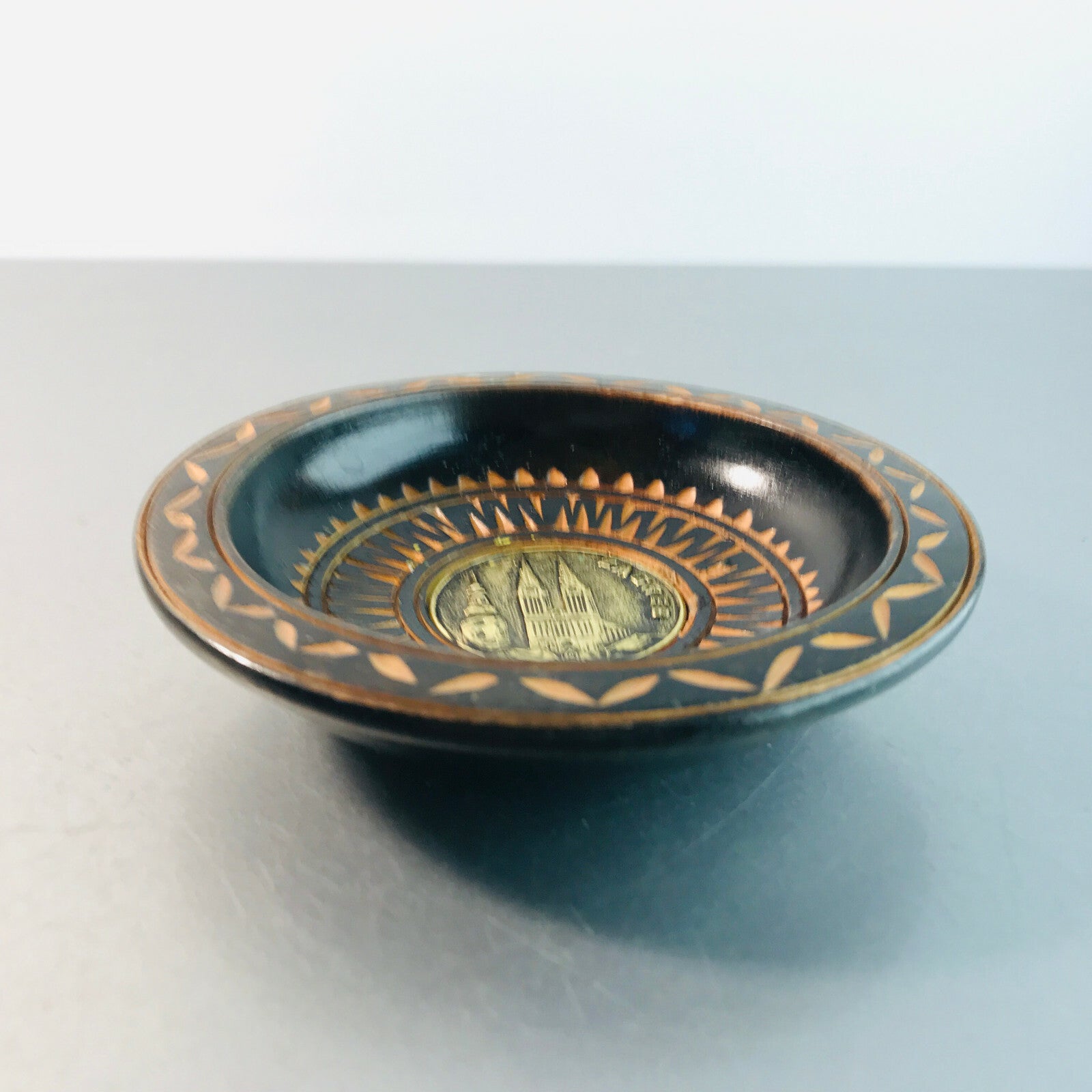 Vintage Holzteller Wandteller 10,5 cm ZAGREB 60er Jahre MID CENTURY