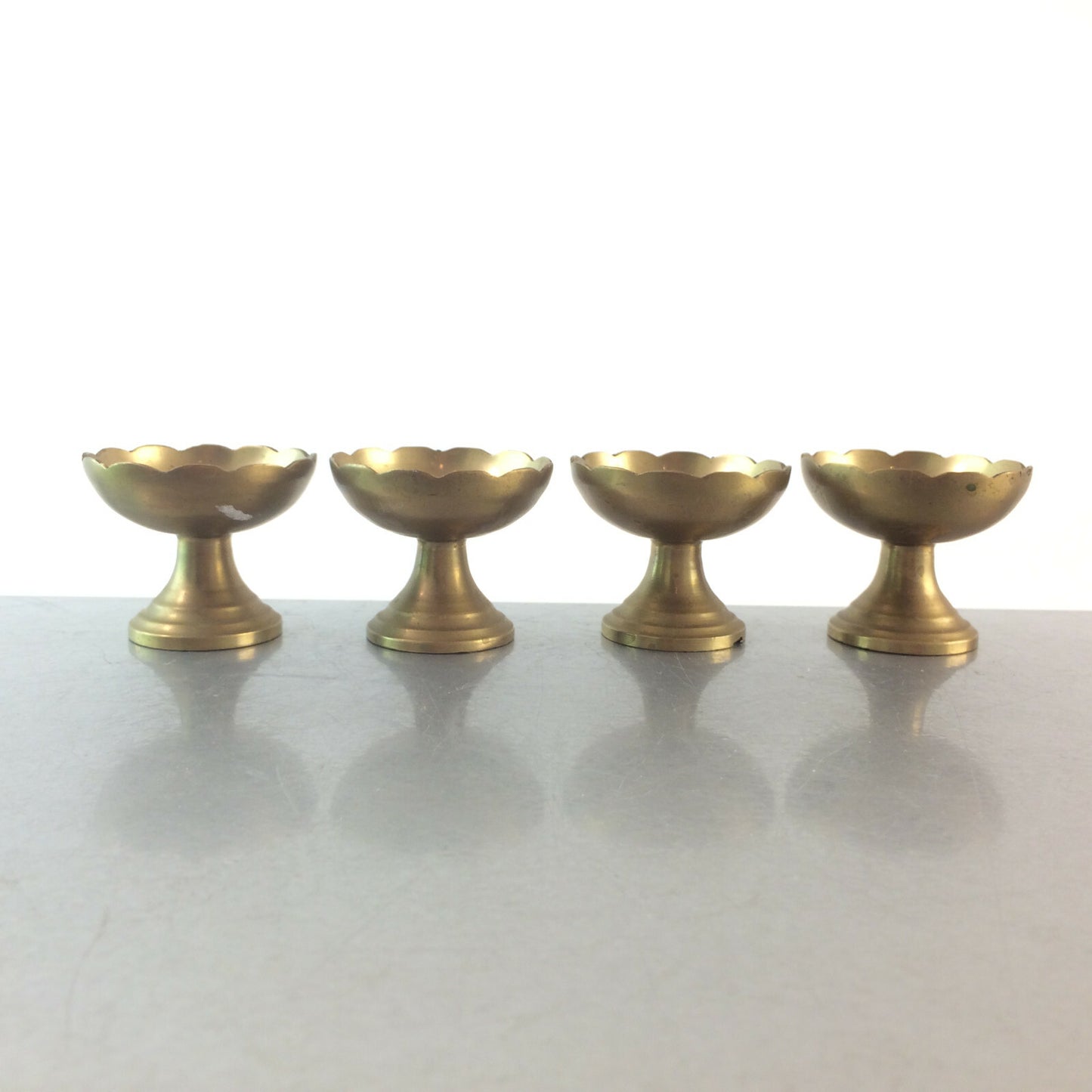 Messing Eierbecher Becher 50er 60er Vintage H 4 cm 4er Set