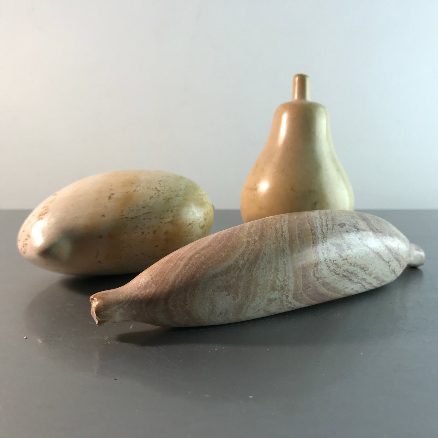 Obst aus Stein Naturstein Banane H 11 cm Birne Mango Früchte orginal Größ