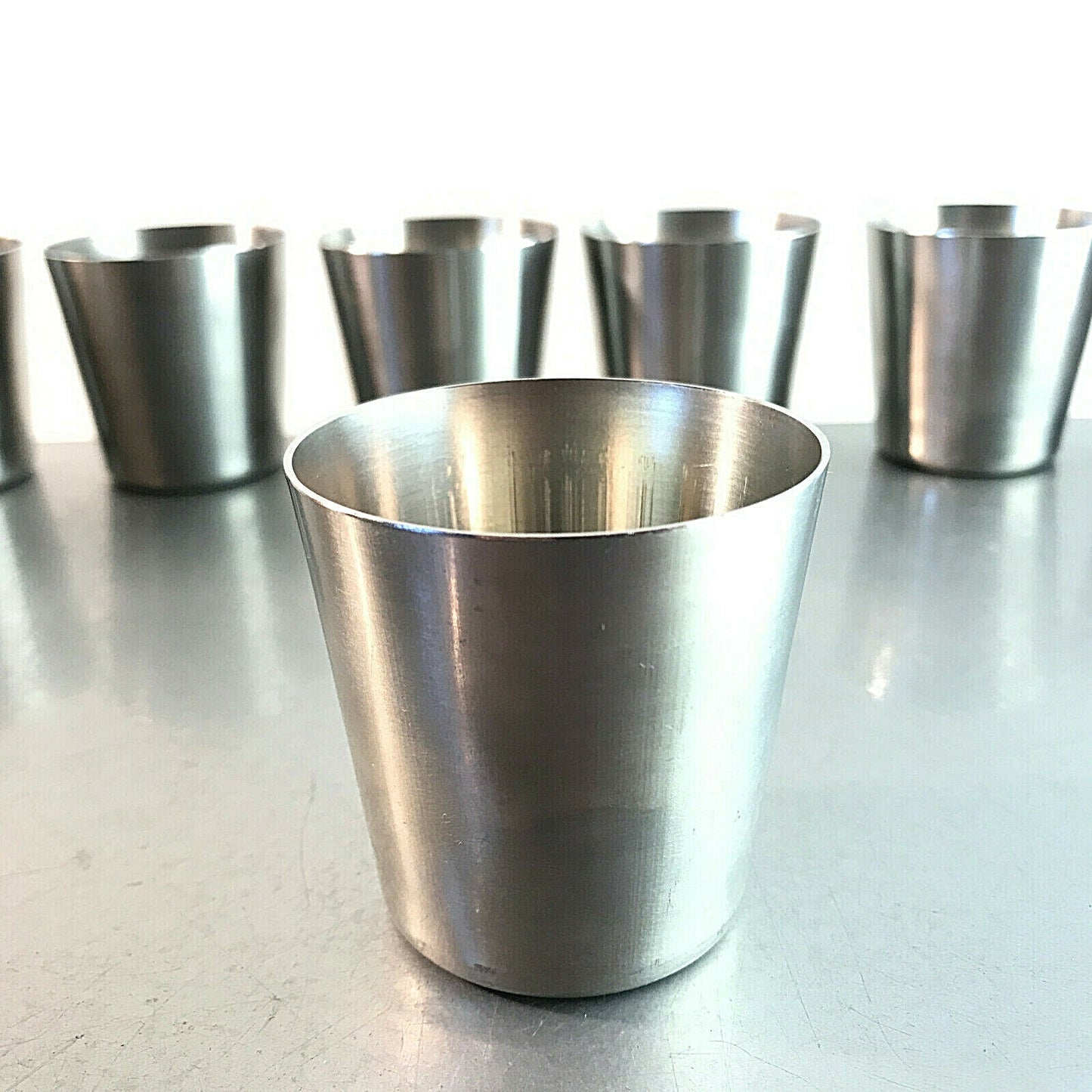 Edelstahl Becher 5,5 cm Trinkbecher 7er Set Schnapsgläser Schnapsbecher