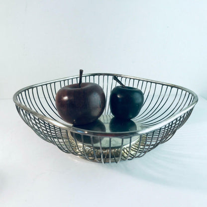 Brotkorb versilbert Brotschale Schale Korb Obstkorb D 26 cm leicht eckig