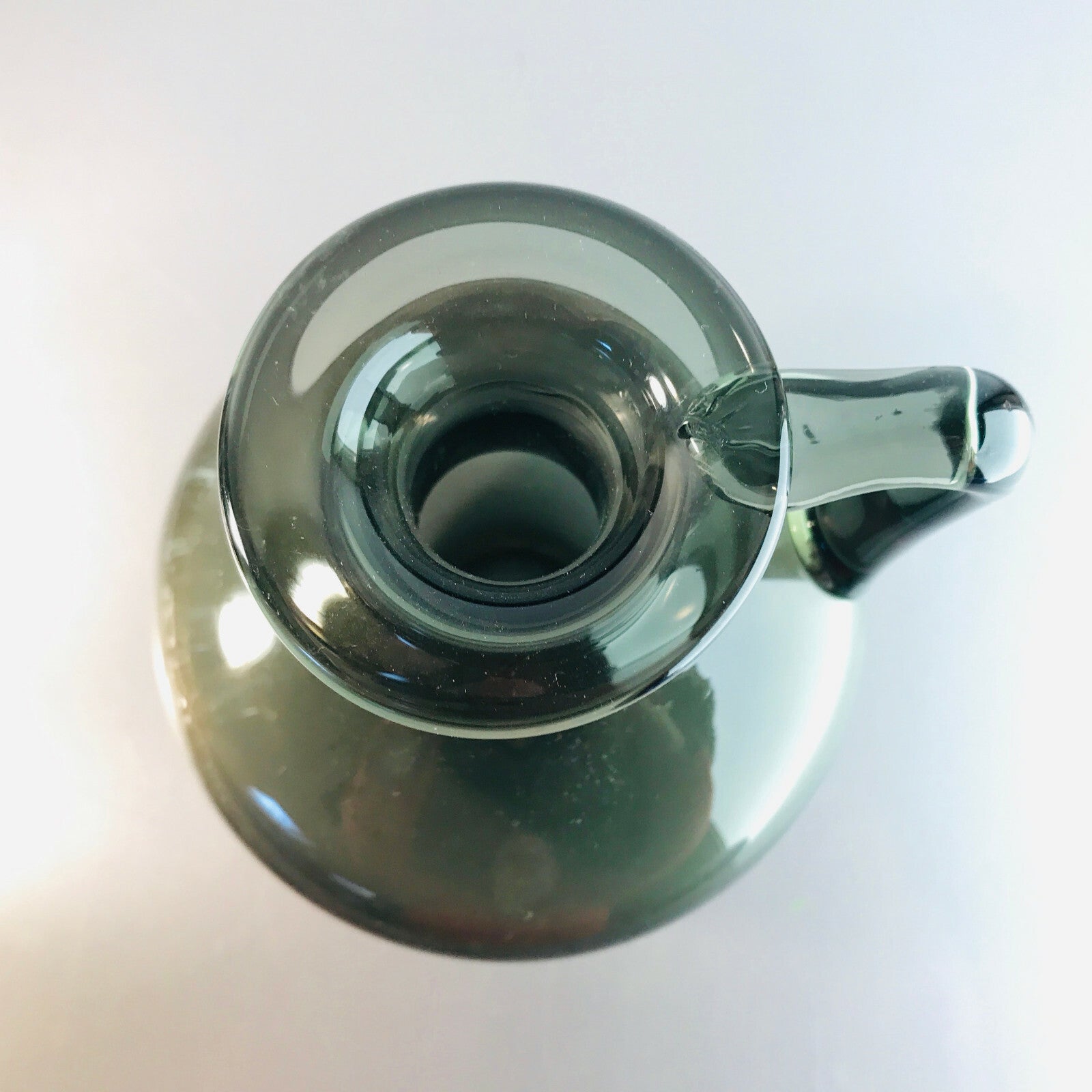 RAUCHGLAS Glas Vase Kanne Karaffe VINTAGE 13,4 cm 60er 70er Kännchen