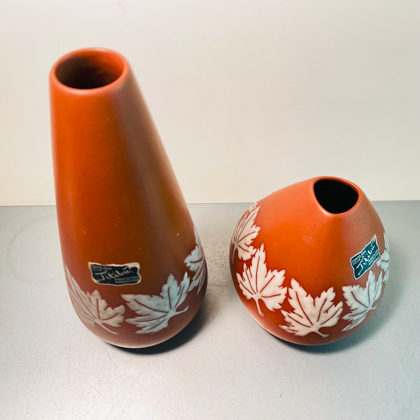 TITIBU Keramik VASEN 10/18 cm MID CENTURY Vintage  50er 60er Blätter
