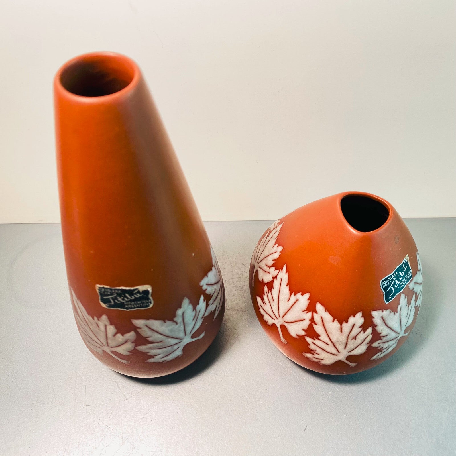 TITIBU Keramik VASEN 10/18 cm MID CENTURY Vintage  50er 60er Blätter