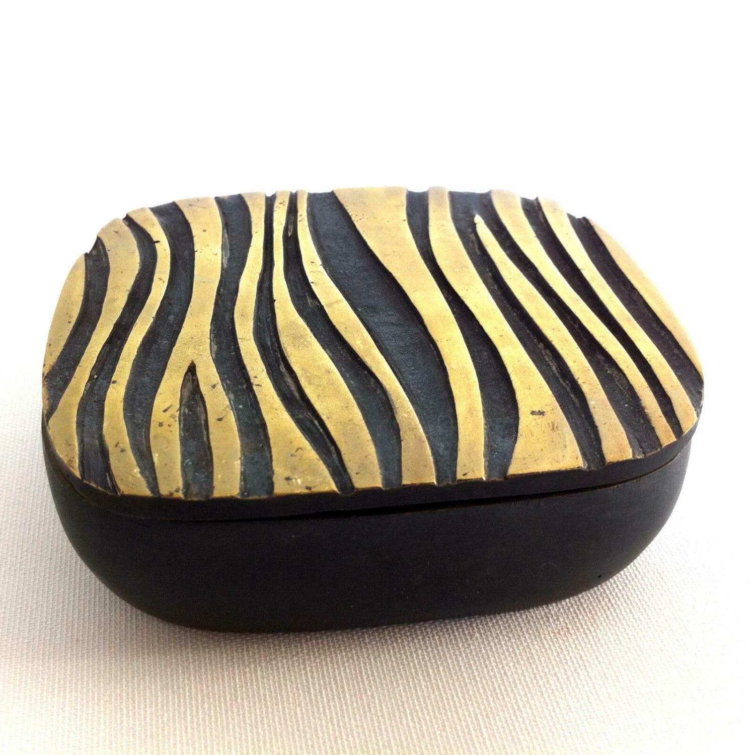 Walter BOSSE (punziert) Zigarettendose Dose Art Déco Zebra Messing KUFSTEIN