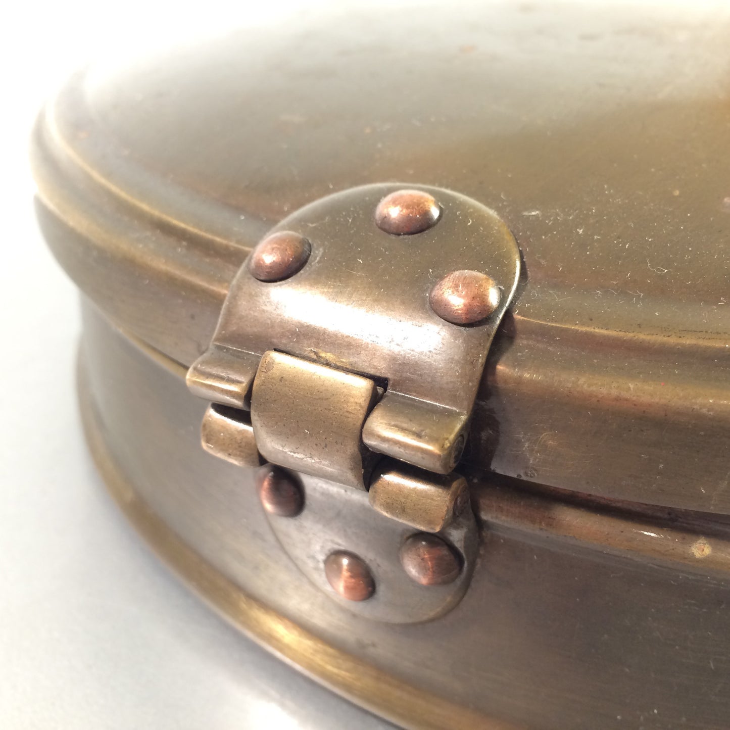 MID CENTURY Messing 50er 60er Dose Deckeldose 24 cm