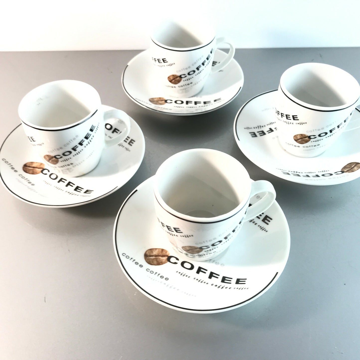 nana Espressotassne Tasse  mit Untertasse  bedruckt mit Bohnen