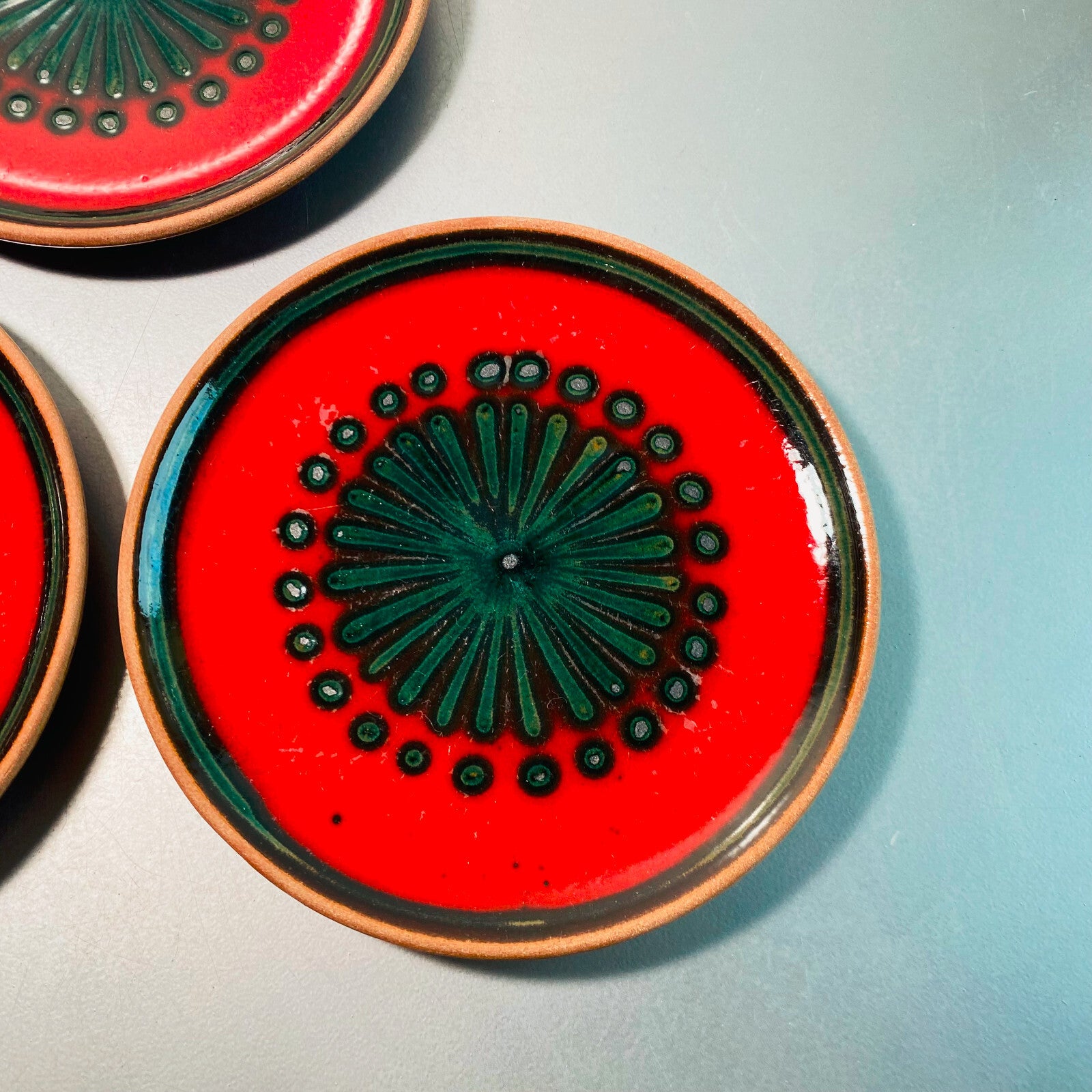 Keramik Teller 3er Set rot grün  15 cm Dessertteller Vintage 60er 70er