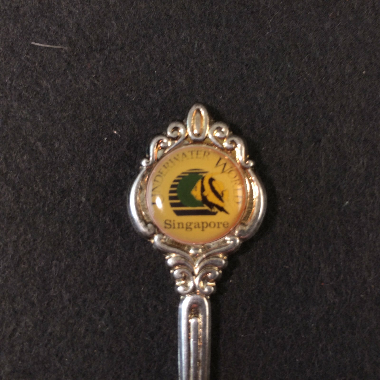 Unterwater World Singapore Zuckerlöffel versilbert Löffel Andenken 11,2 cm