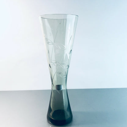 MID CENTURY Rauchglas 24 cm Bechervase Vase Blüten Blätter Schliff 60er