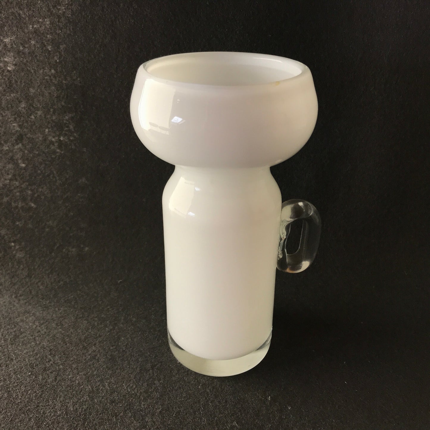 Vintage Vase weiß klar 16cm 50er MID CENTURY Überfang weiß
