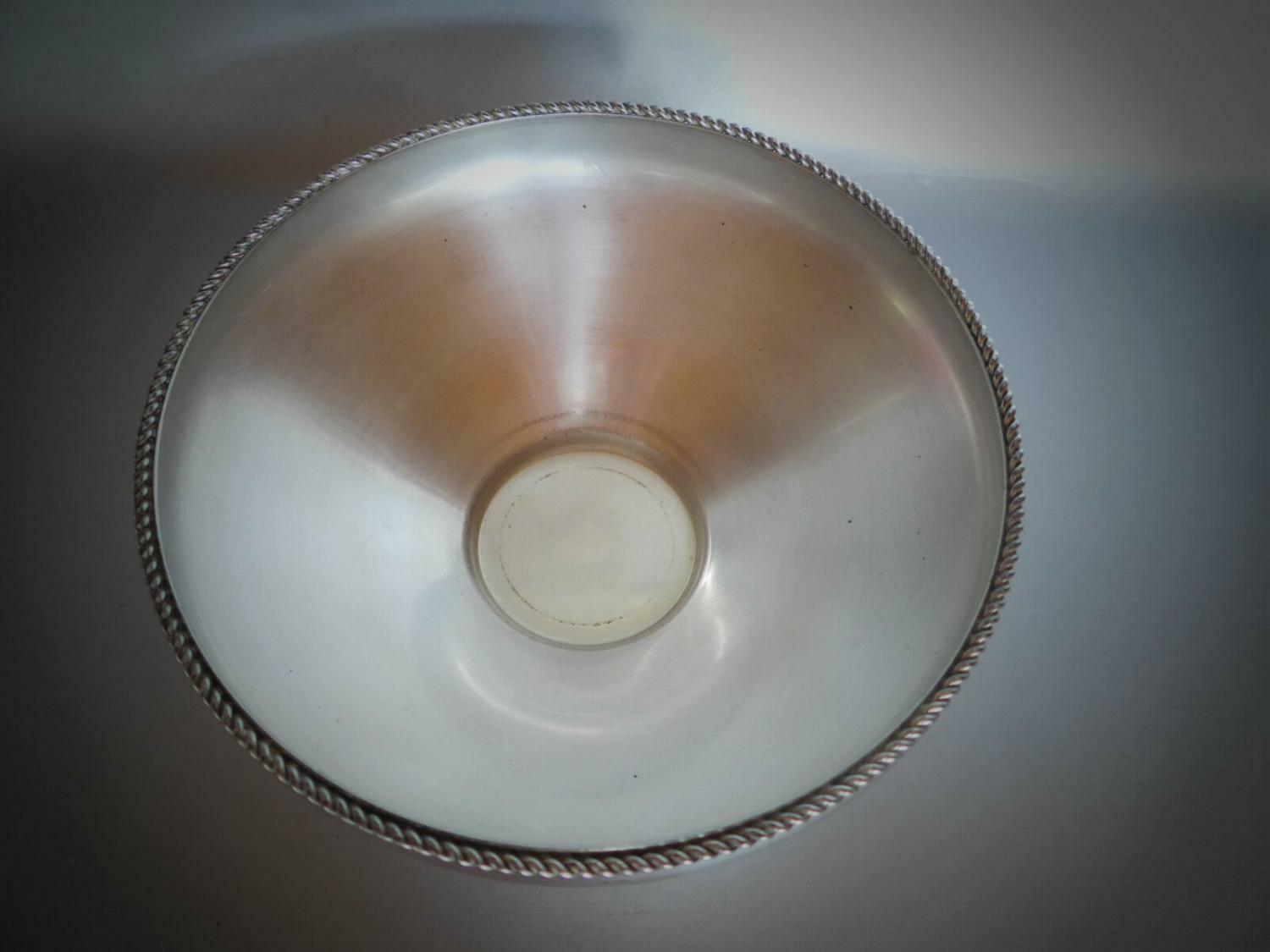 Platte Schale  50er 60er Tablett versilbert mit Ornamentband D 19 cm