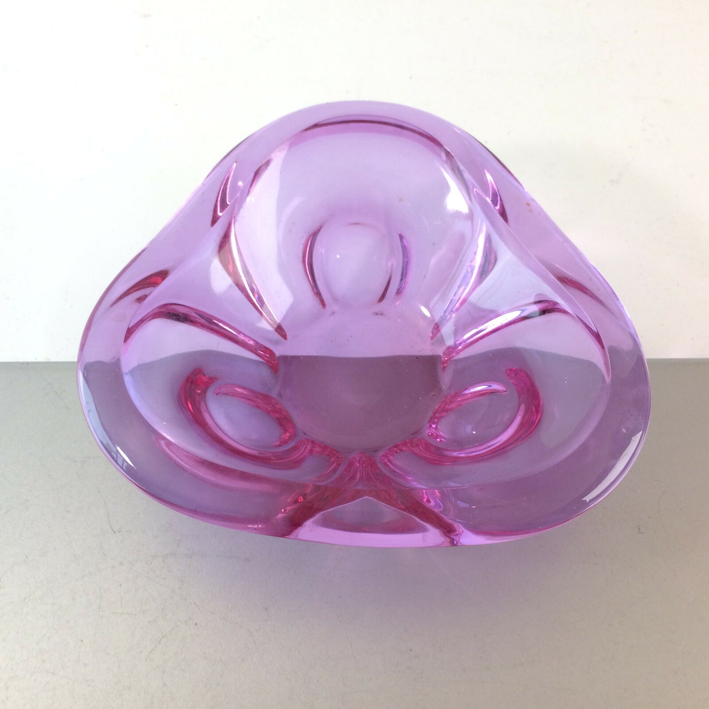 MID CENTURY Glas 50er 60er Vintage Schale lila rosa 16 cm
