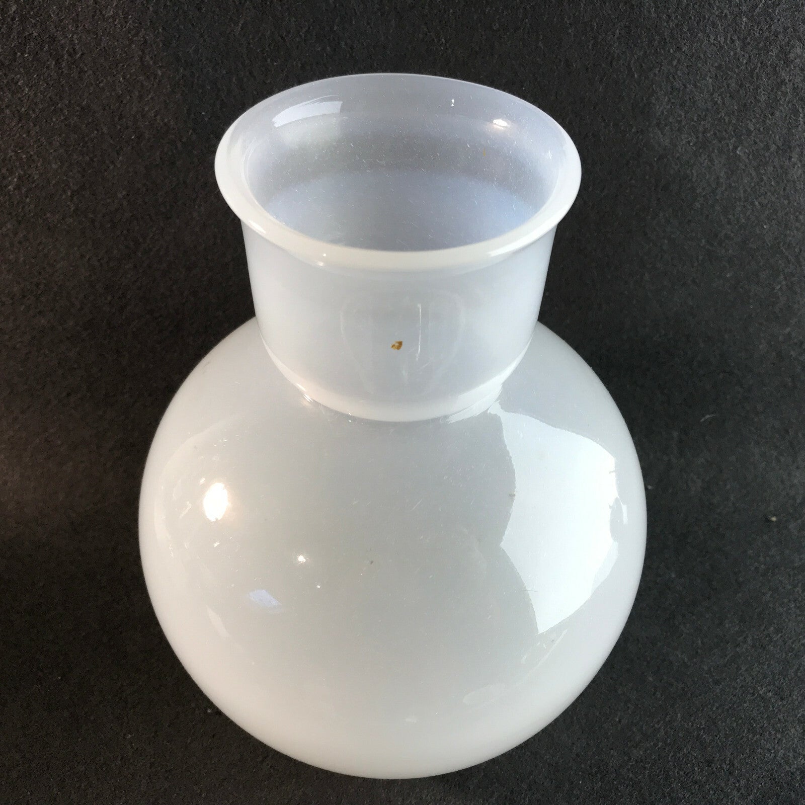 Vintage 50er 60er Glas weiß opal 19 cm Vase MID CENTURY