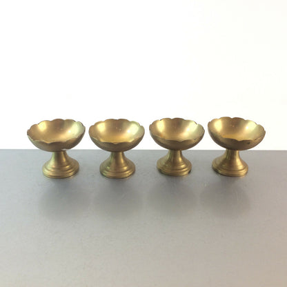 Messing Eierbecher Becher 50er 60er Vintage H 4 cm 4er Set