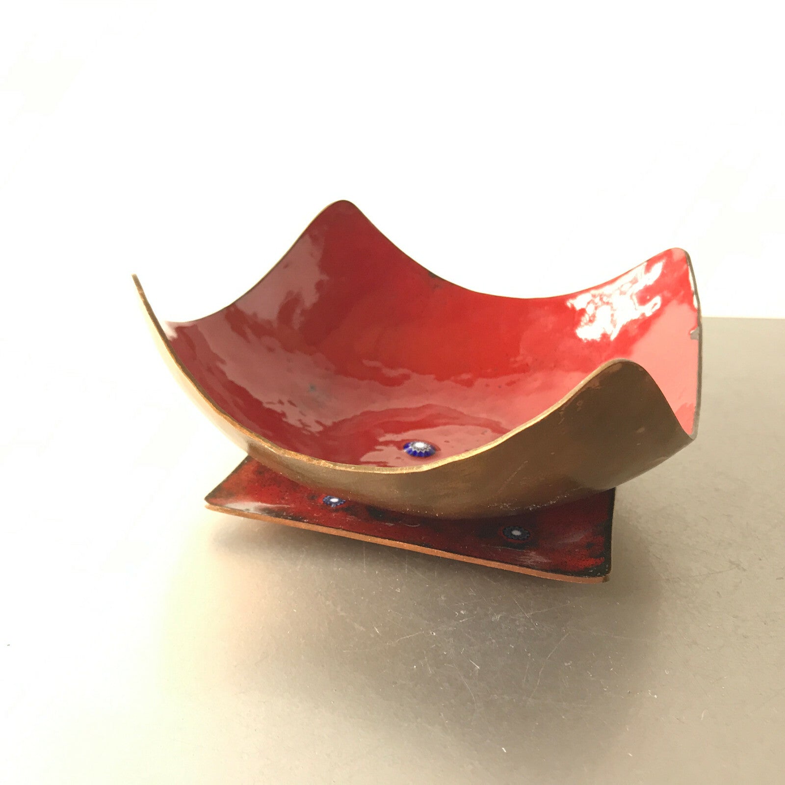 MID CENTURY Emaille Schalen 50er Vintage rot D 13,7 / 16 cm