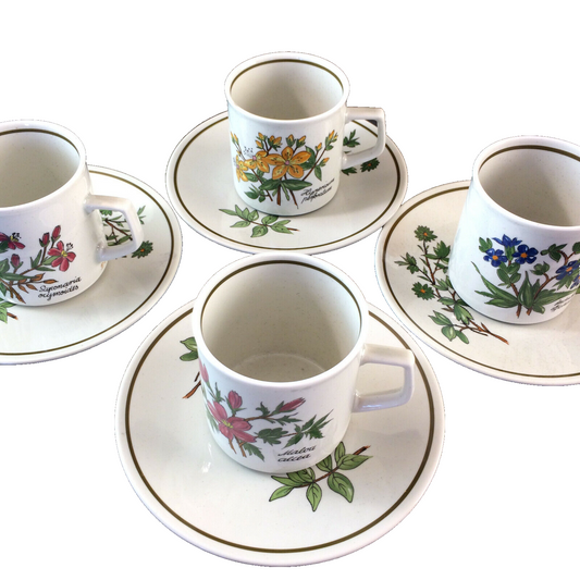 Teetassen Tassen 4er Set mit Untertassen Blumen Blüten bemalt