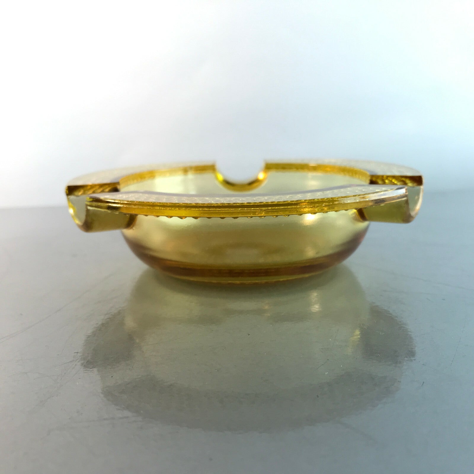 Ascher Glas gelb 13,2 cm Aschenbecher 60er Vintage Noppen