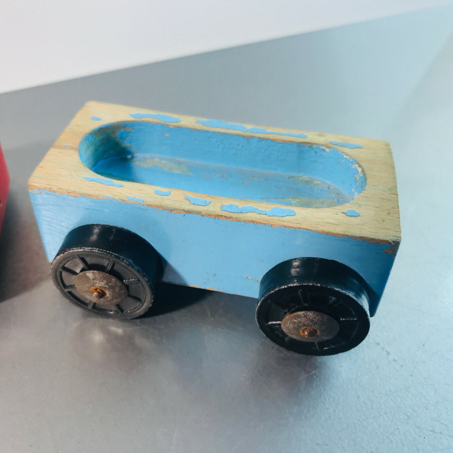 Antiker alter Holz Spielzeug Zug mit Lok und Wagons VINTAGE bunt