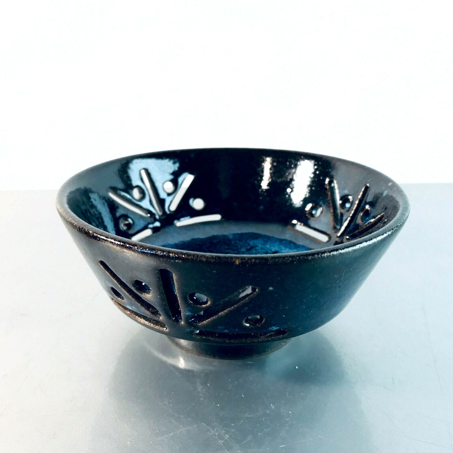 Schälchen Vintage Keramik blau Schalen Konfekt MID CENTURY mit Durchbruch
