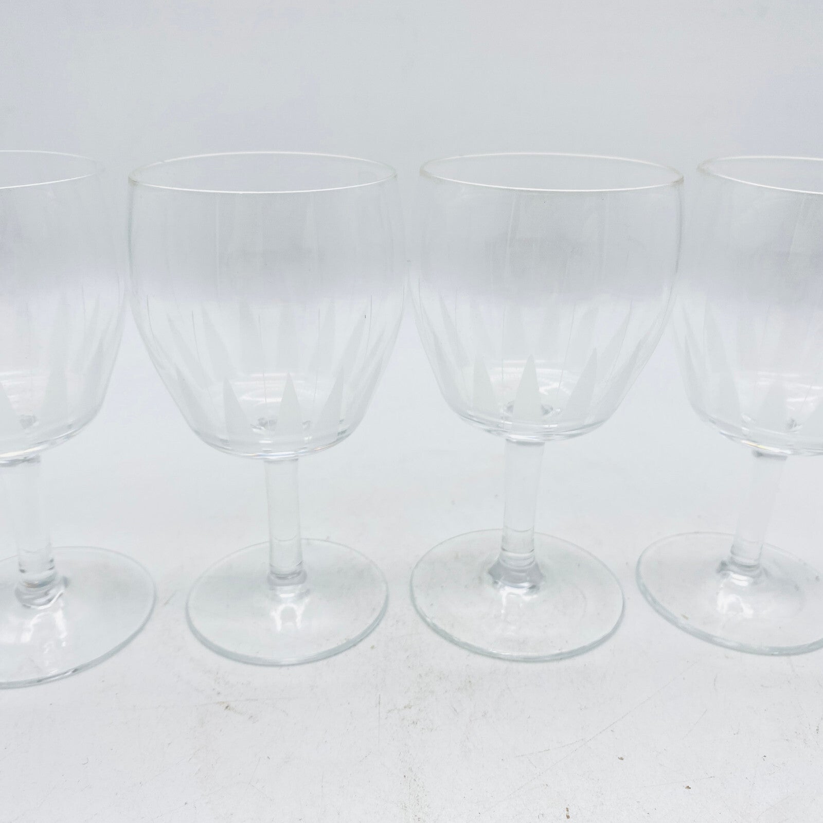 Weingläser H 12 cm Dekoratio satiniert beschliffen 60er 70er Vintage Gläser Glas