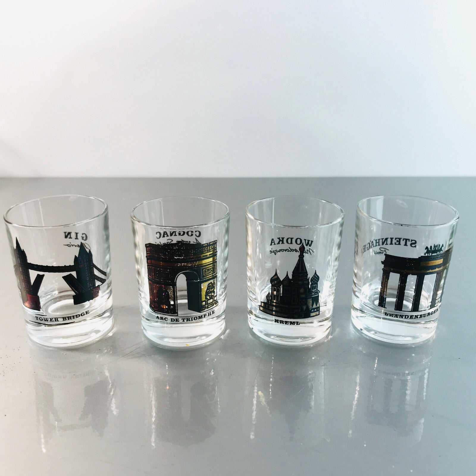 Gläser Glas Sonderedition 6 cm 4 er Set Schnapsgläser Gin Cognac Wodka