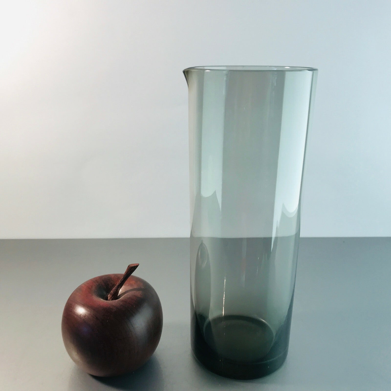 Vintage KARAFFE Kanne Krug Rauchglas Glas 60er 70er 21cm MID CENTURY